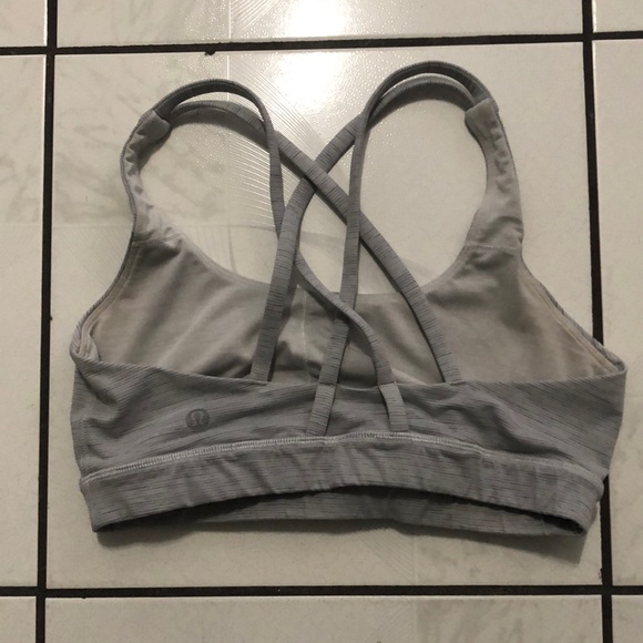 Lululemon sports bra - Picture 1 of 3